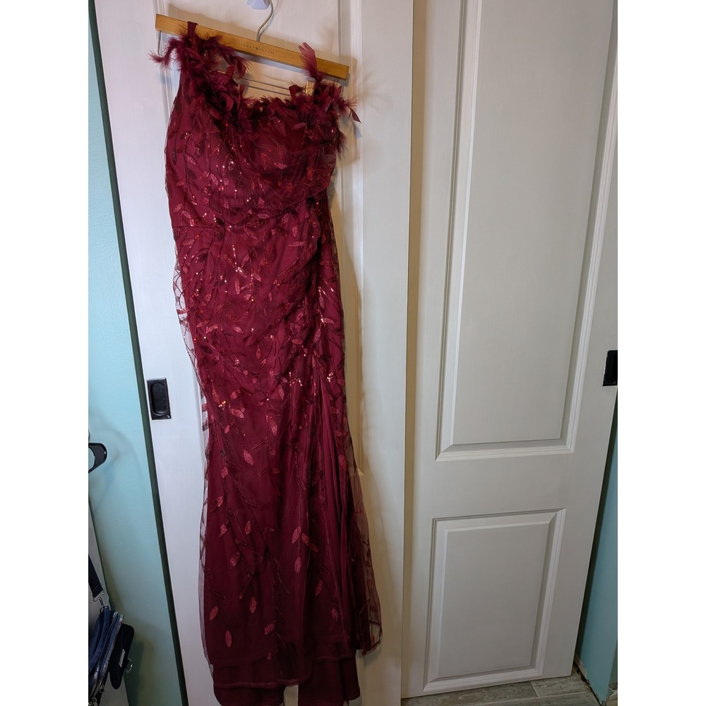 GLAMRAE Burgundy Sequin Feather Trim Maxi Dress Ruched Side Slit Gown Size L